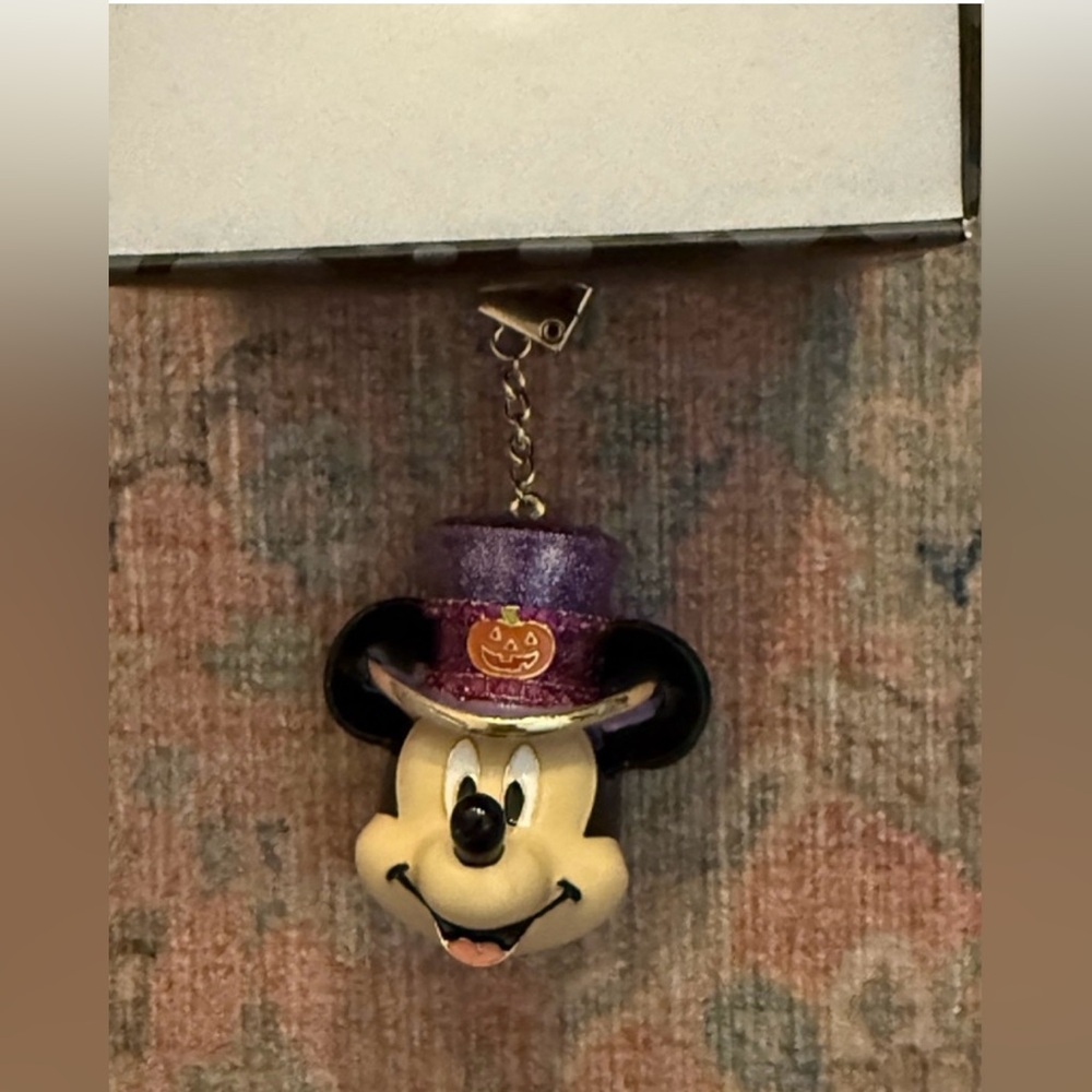 Disney X Baublebar Mickey Mouse 3D Head Halloween Purple Hat Bag Charm/KeyChain - Picture 6 of 10